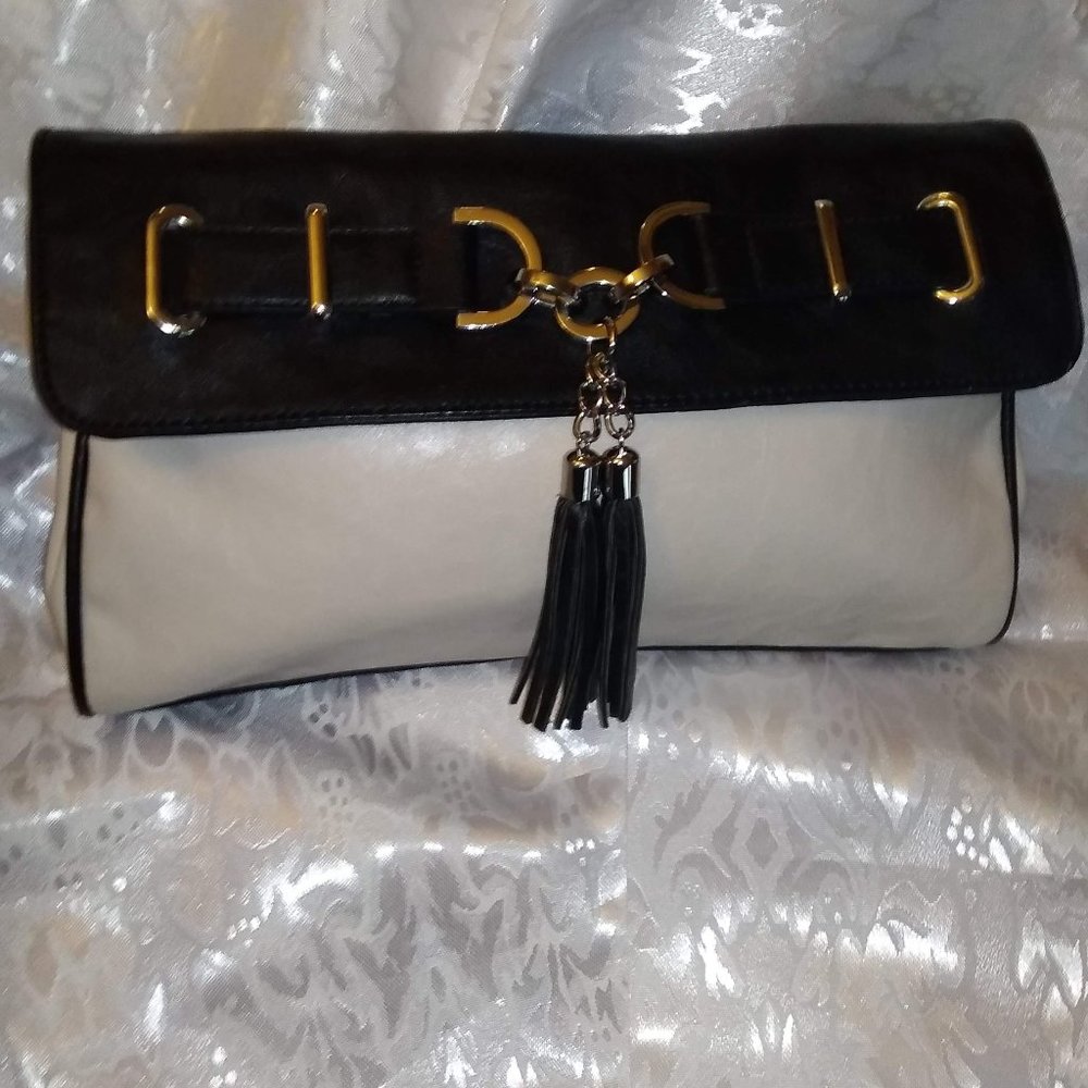 Elle Clutch White/Black